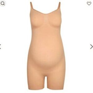 Maternity SCULPTING BODYSUIT MID THIGH